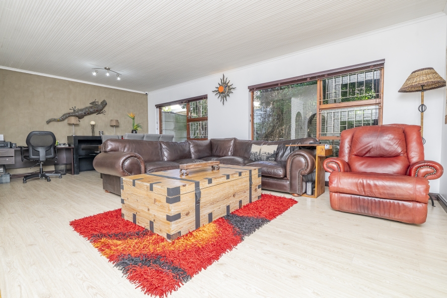 4 Bedroom Property for Sale in Sonstraal Western Cape